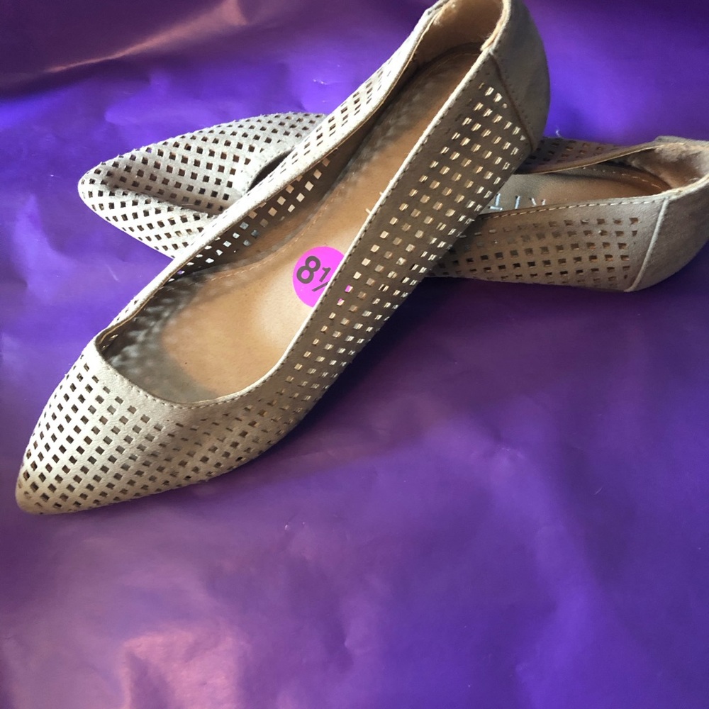 Esprit Taupe Perforated Pointed-Toe FlatsEsprit Flats